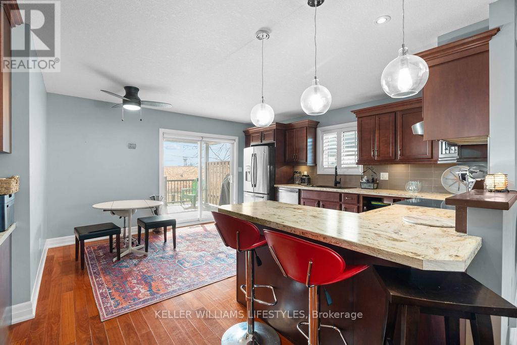 295 South Street, Southwest Middlesex, Ontario  N0L 1M0 - Photo 8 - X12213745