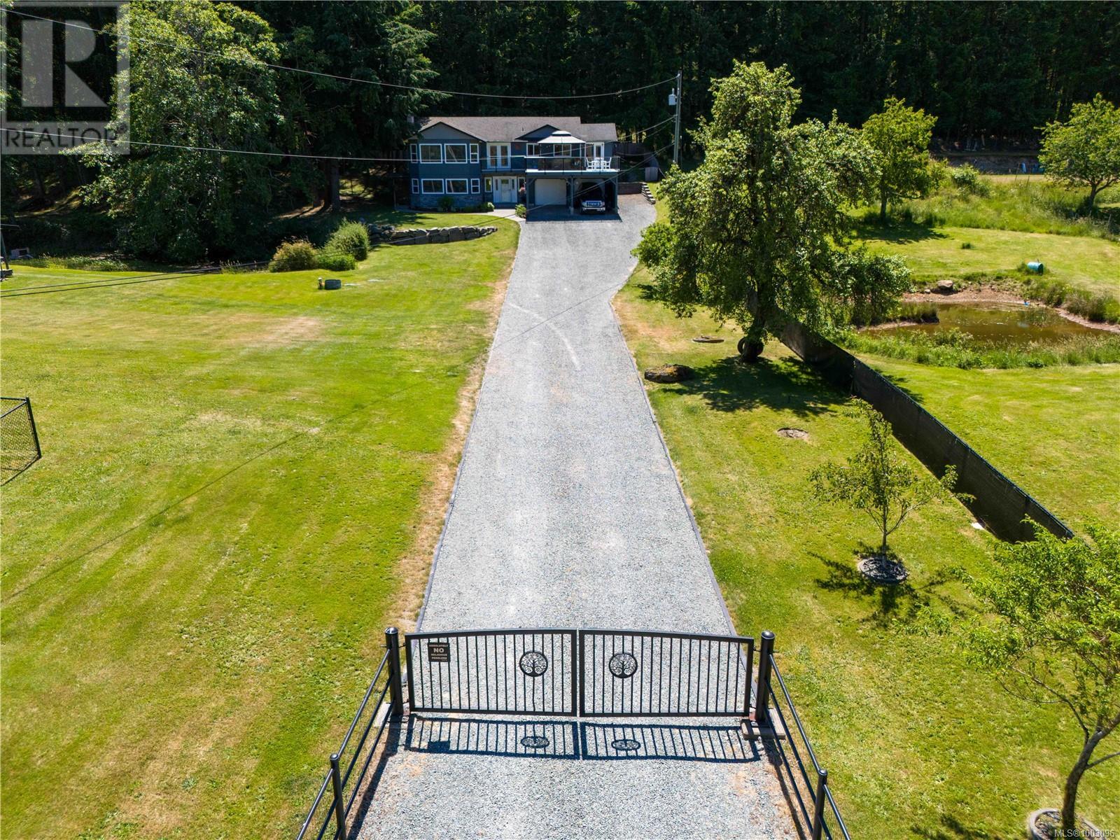 2701 Jingle Pot Rd, Nanaimo, British Columbia  V9R 6W5 - Photo 3 - 1003096