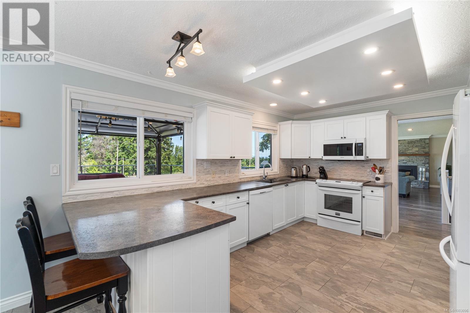 2701 Jingle Pot Rd, Nanaimo, British Columbia  V9R 6W5 - Photo 22 - 1003096