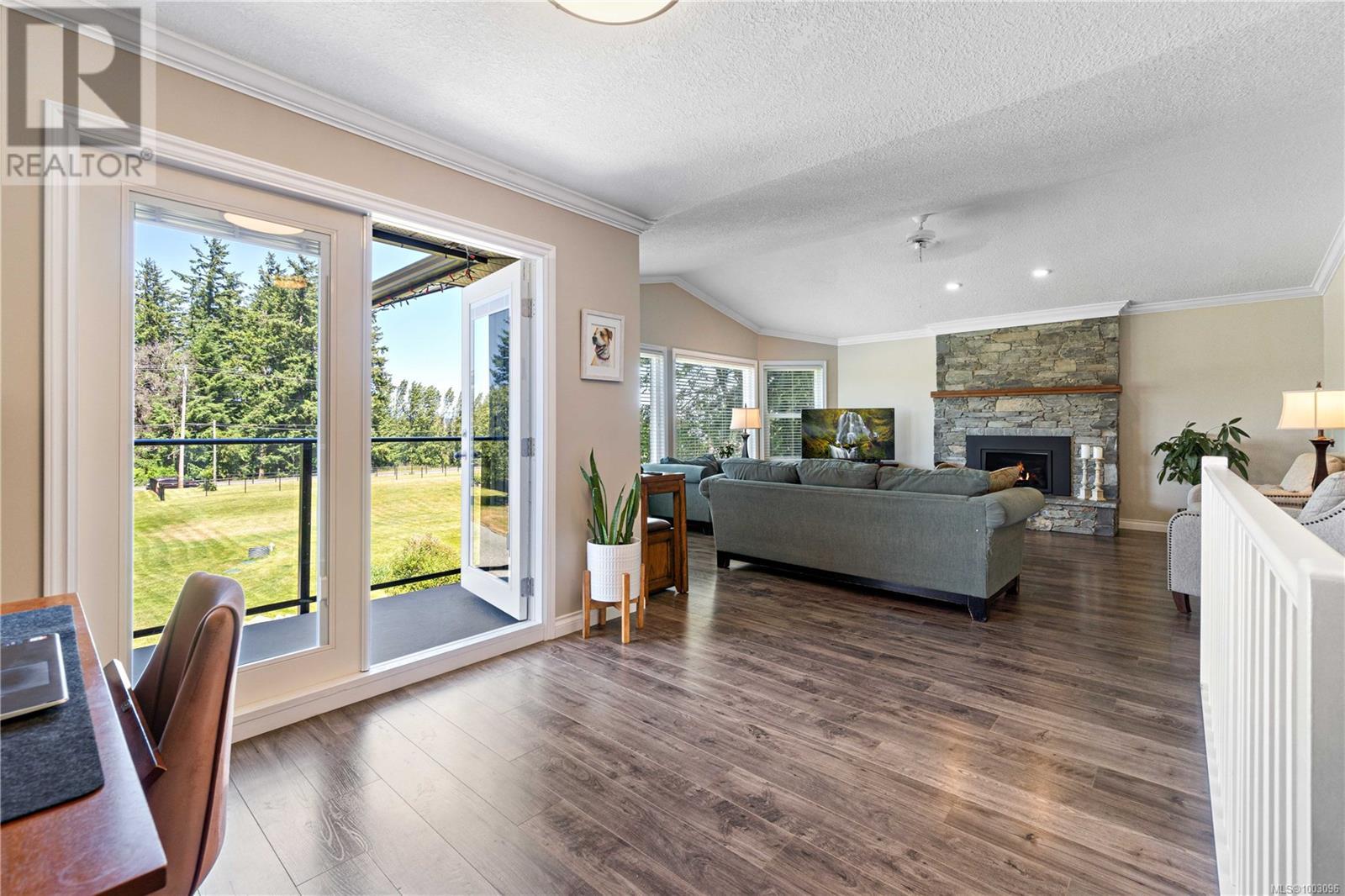 2701 Jingle Pot Rd, Nanaimo, British Columbia  V9R 6W5 - Photo 18 - 1003096
