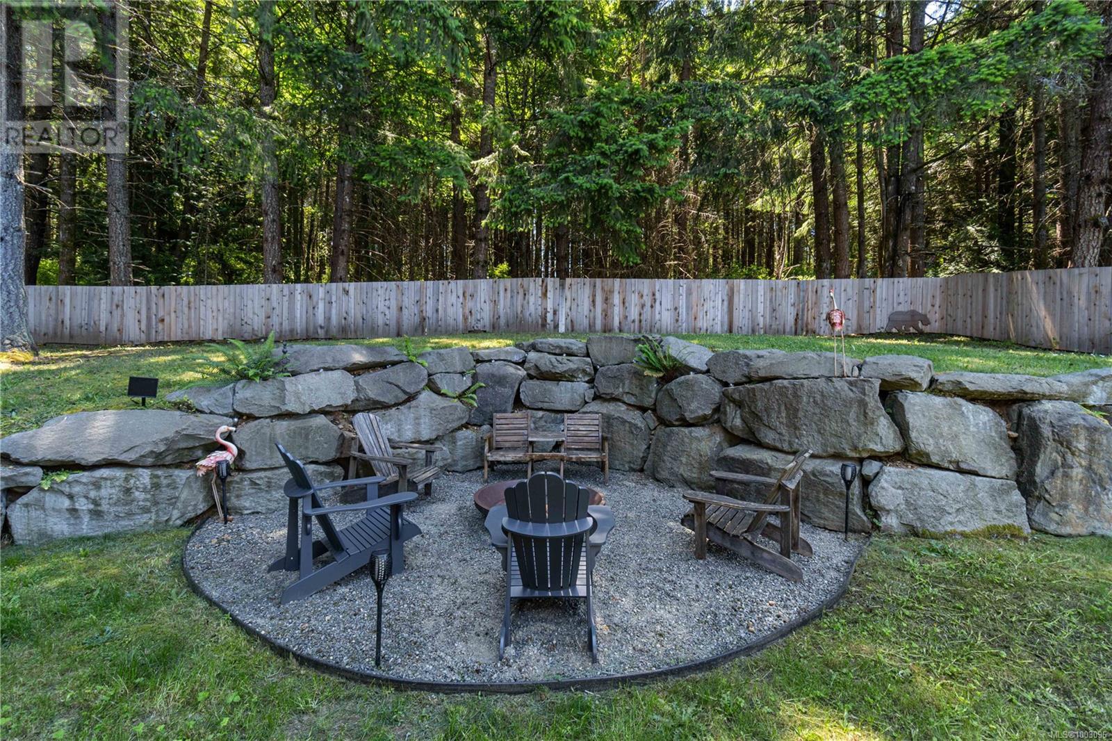2701 Jingle Pot Rd, Nanaimo, British Columbia  V9R 6W5 - Photo 7 - 1003096