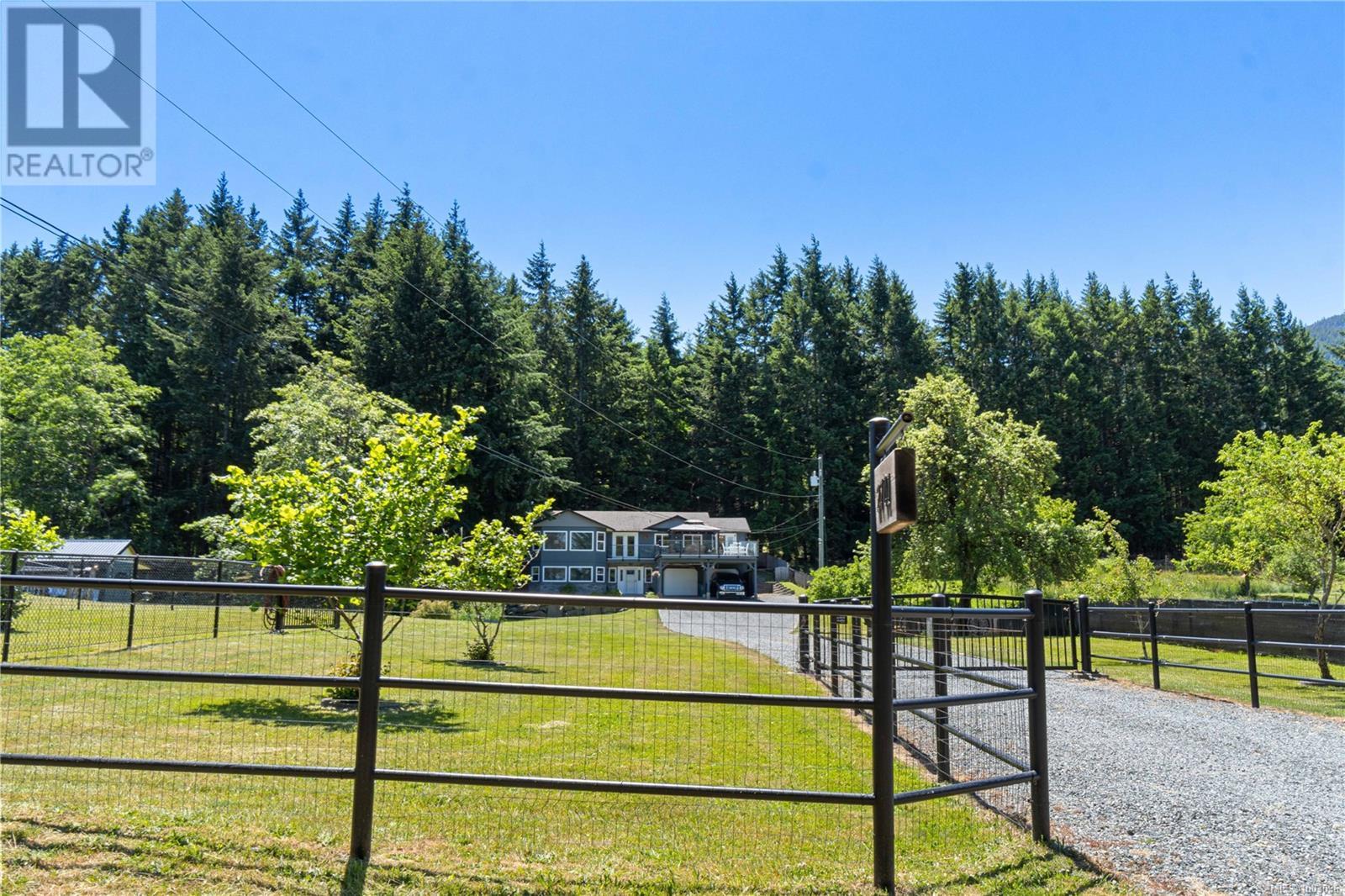 2701 Jingle Pot Rd, Nanaimo, British Columbia  V9R 6W5 - Photo 72 - 1003096