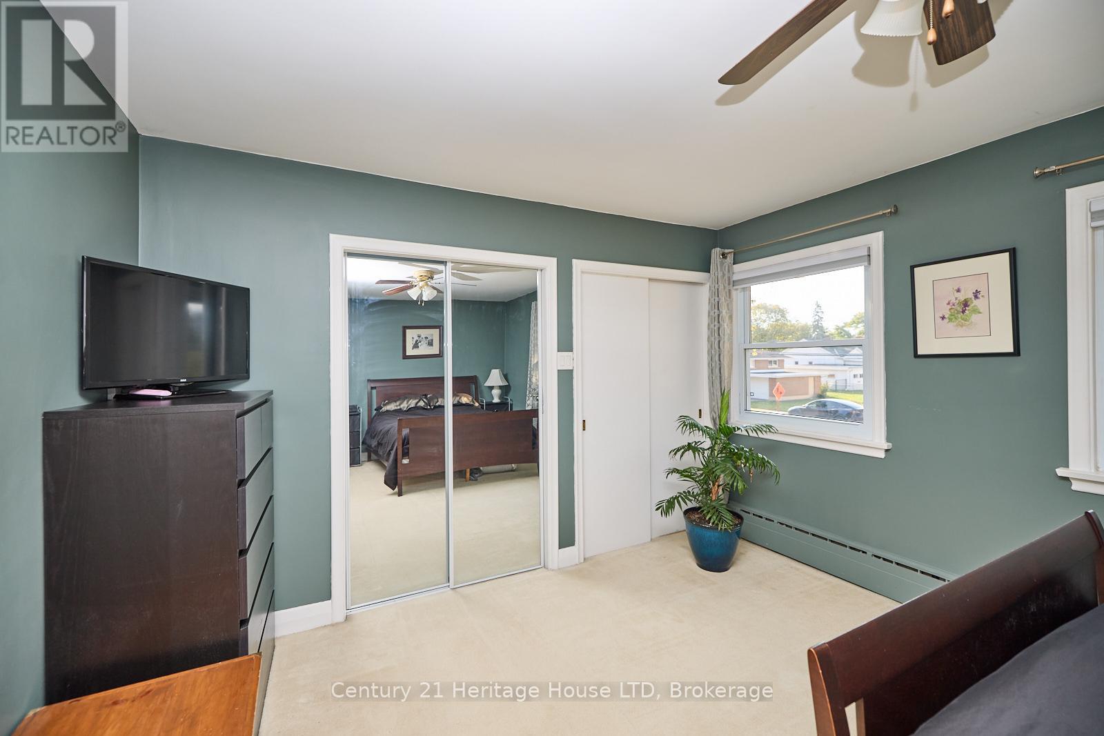 449 Stanley Street, Port Colborne, Ontario  L3K 3A7 - Photo 22 - X12204094