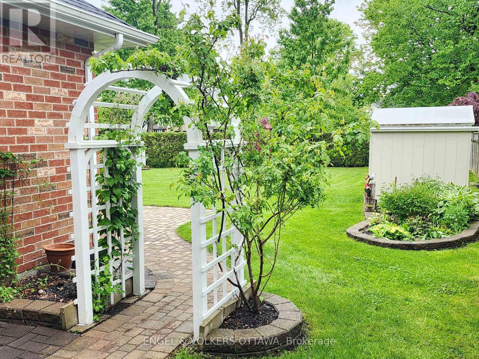 Property at 1732 BLAKELY DRIVE NW image 5
