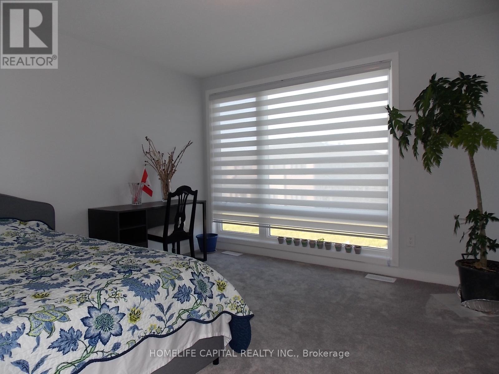 838 Crossgate Street, Ottawa, Ontario  K2C 3H2 - Photo 13 - X12213490