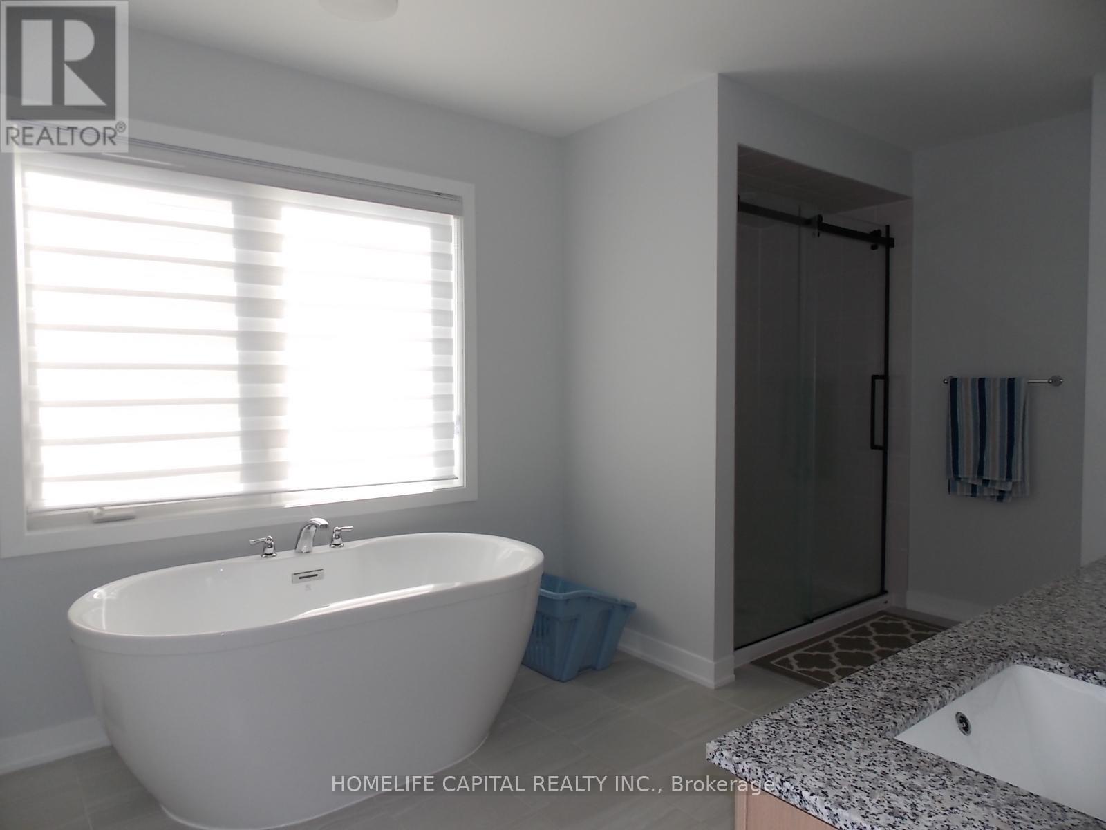 838 Crossgate Street, Ottawa, Ontario  K2C 3H2 - Photo 18 - X12213490