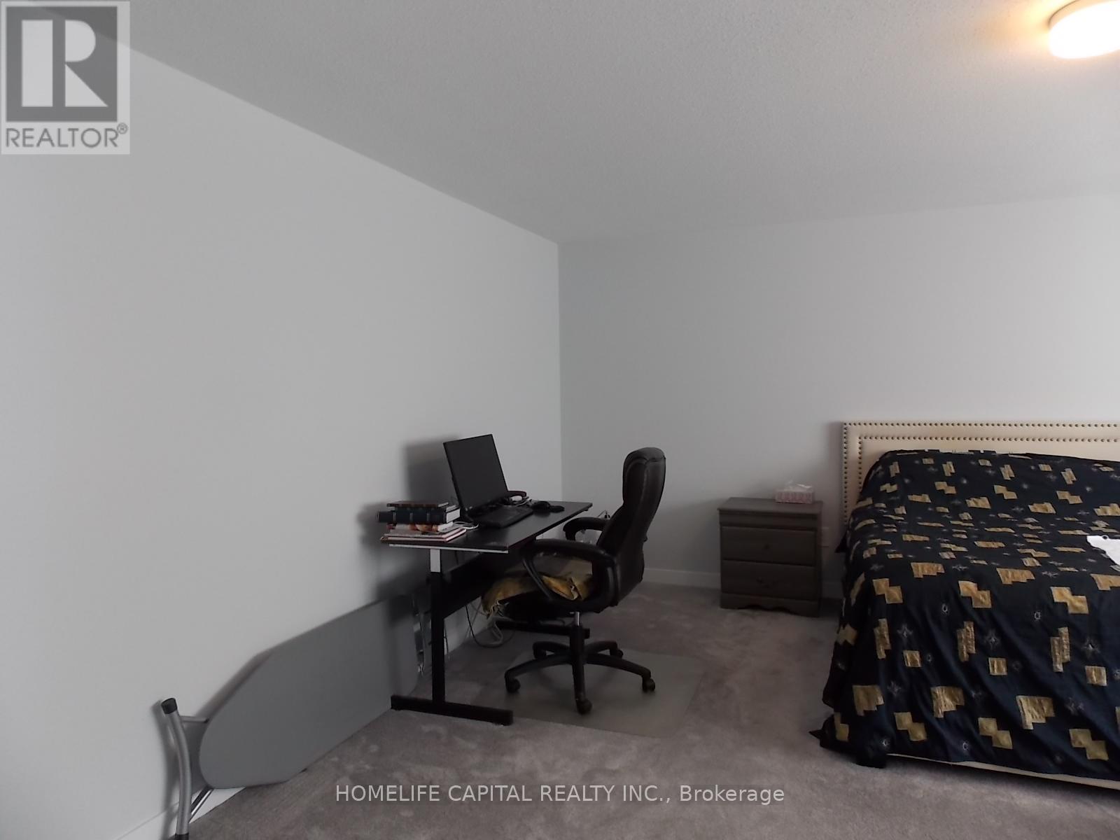 838 Crossgate Street, Ottawa, Ontario  K2C 3H2 - Photo 20 - X12213490