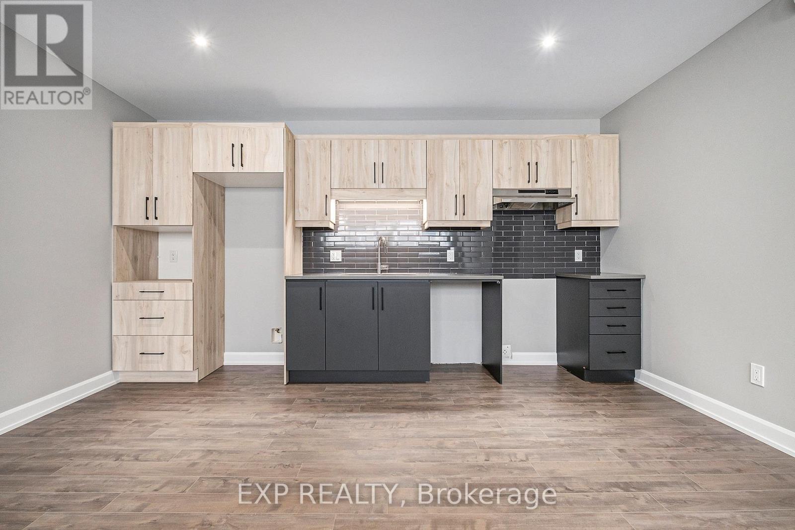 A - 1226 Montblanc Crescent, Russell, Ontario  K0A 1W0 - Photo 5 - X12213521