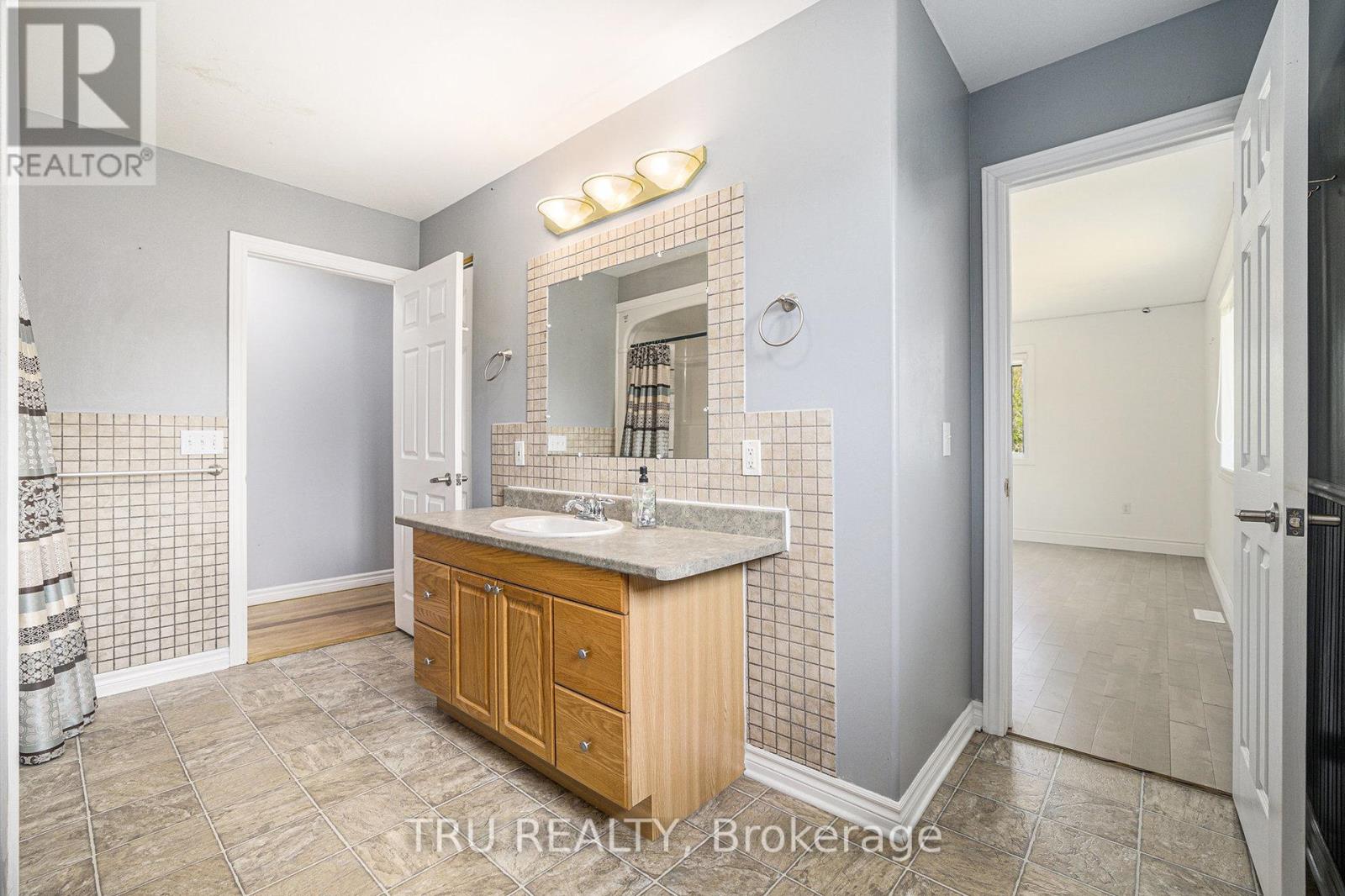 1060 7th Line, Beckwith, Ontario  K7C 3P2 - Photo 22 - X12213562