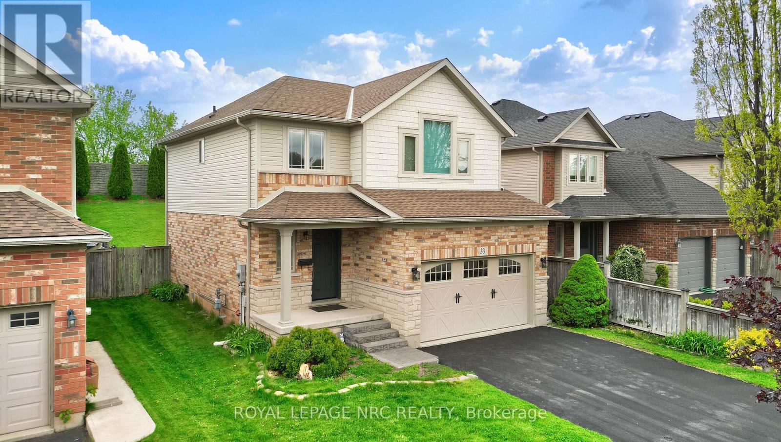 Property at 33 PLUM TREE LANE image 1