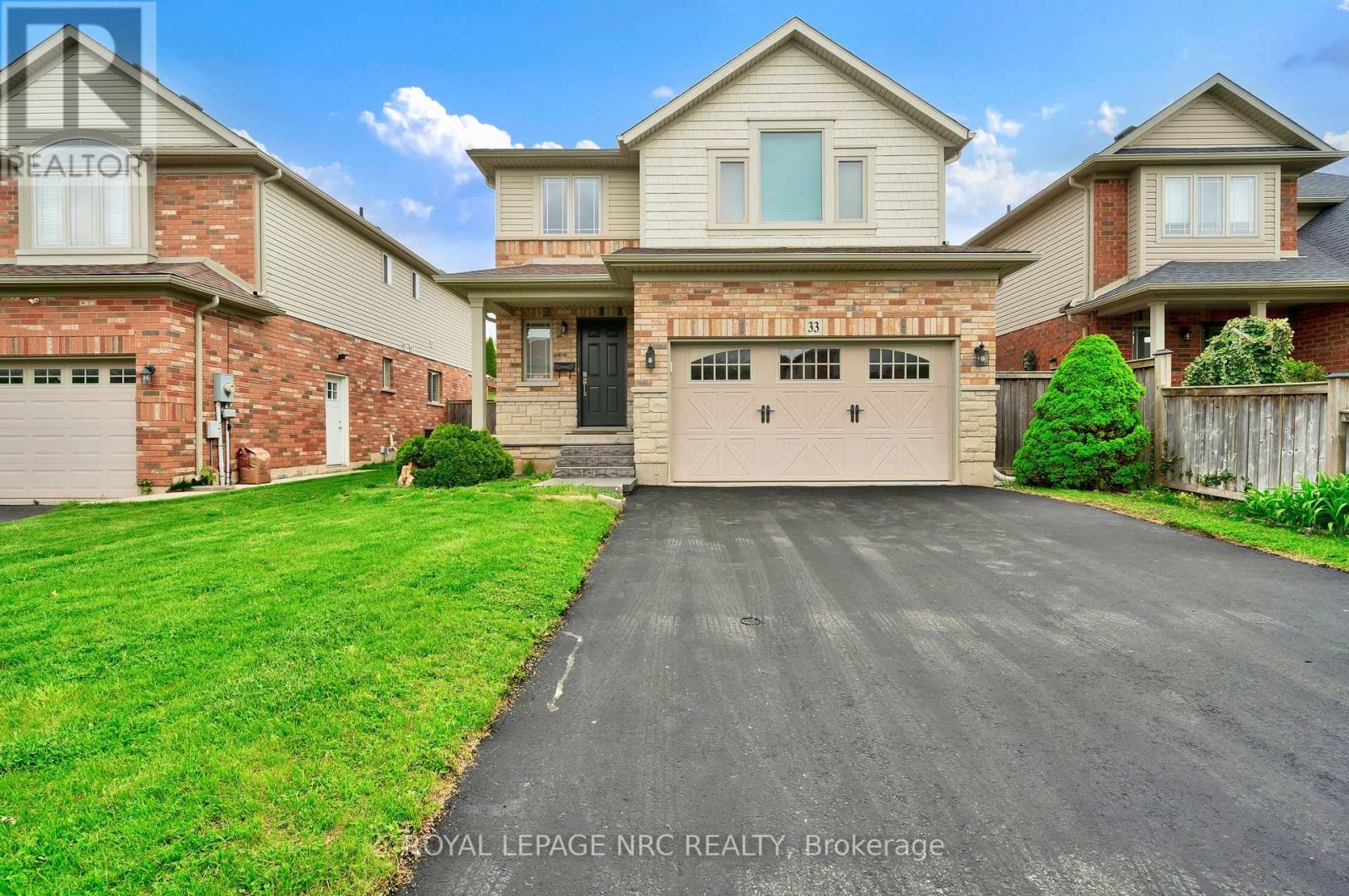 Property at 33 PLUM TREE LANE image 2