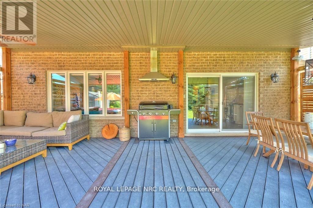 115 Tuliptree Road, Thorold (Confederation Heights), Ontario  L2V 0A5 - Photo 36 - X12213750