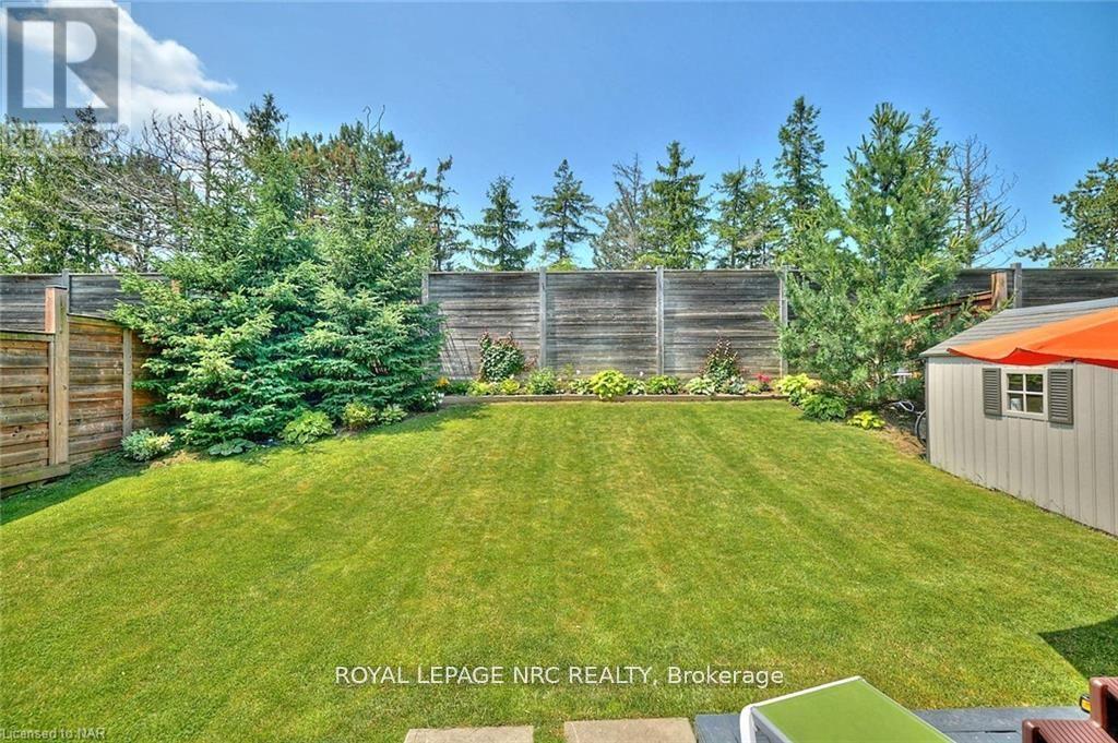 115 Tuliptree Road, Thorold (Confederation Heights), Ontario  L2V 0A5 - Photo 38 - X12213750