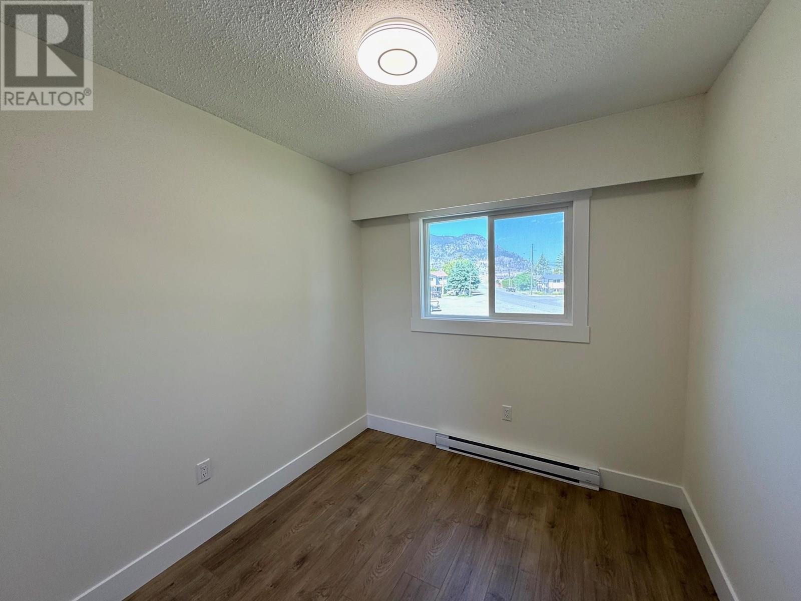 1801 Menzies Street, Merritt, British Columbia  V1K 1E4 - Photo 17 - 10351830