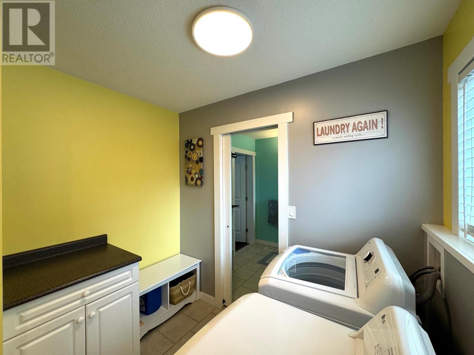 2075 Parker Drive, Merritt, British Columbia  V1K 1J2 - Photo 27 - 10351707