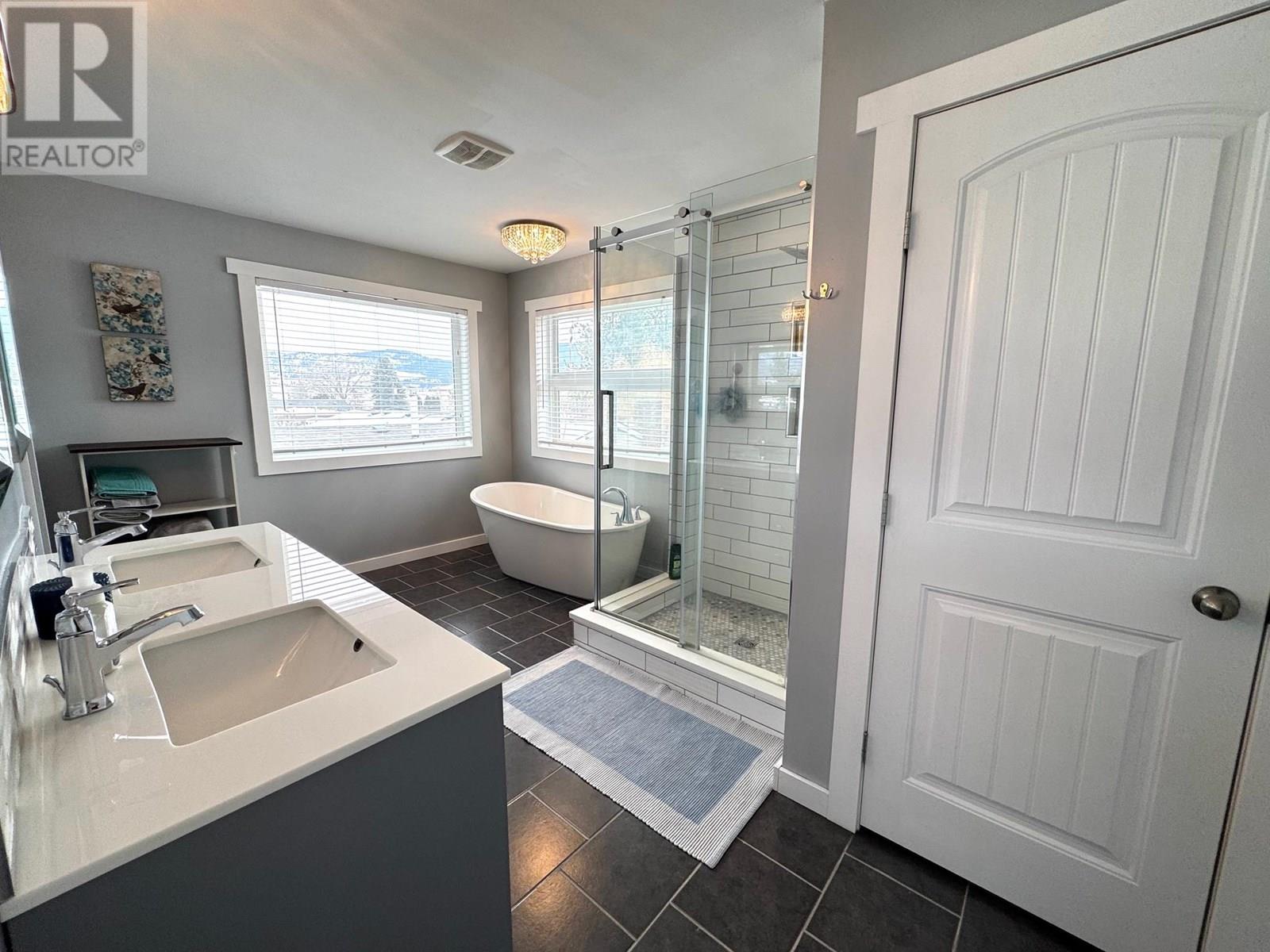 2075 Parker Drive, Merritt, British Columbia  V1K 1J2 - Photo 31 - 10351707