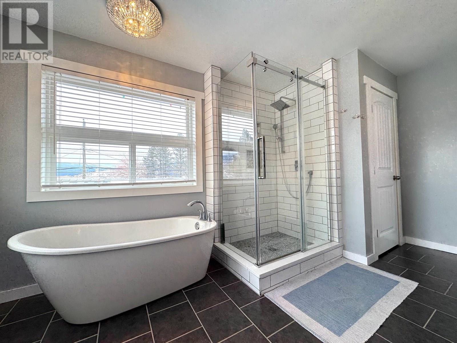 2075 Parker Drive, Merritt, British Columbia  V1K 1J2 - Photo 33 - 10351707