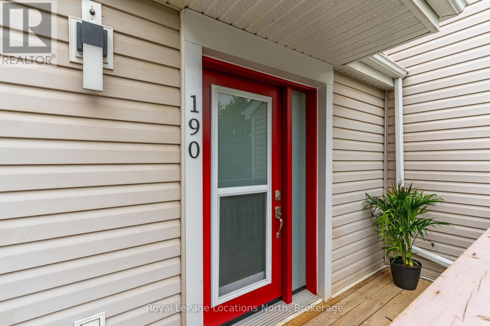 190 - 49 Trott Boulevard, Collingwood, Ontario  L9Y 5B8 - Photo 4 - S12213601