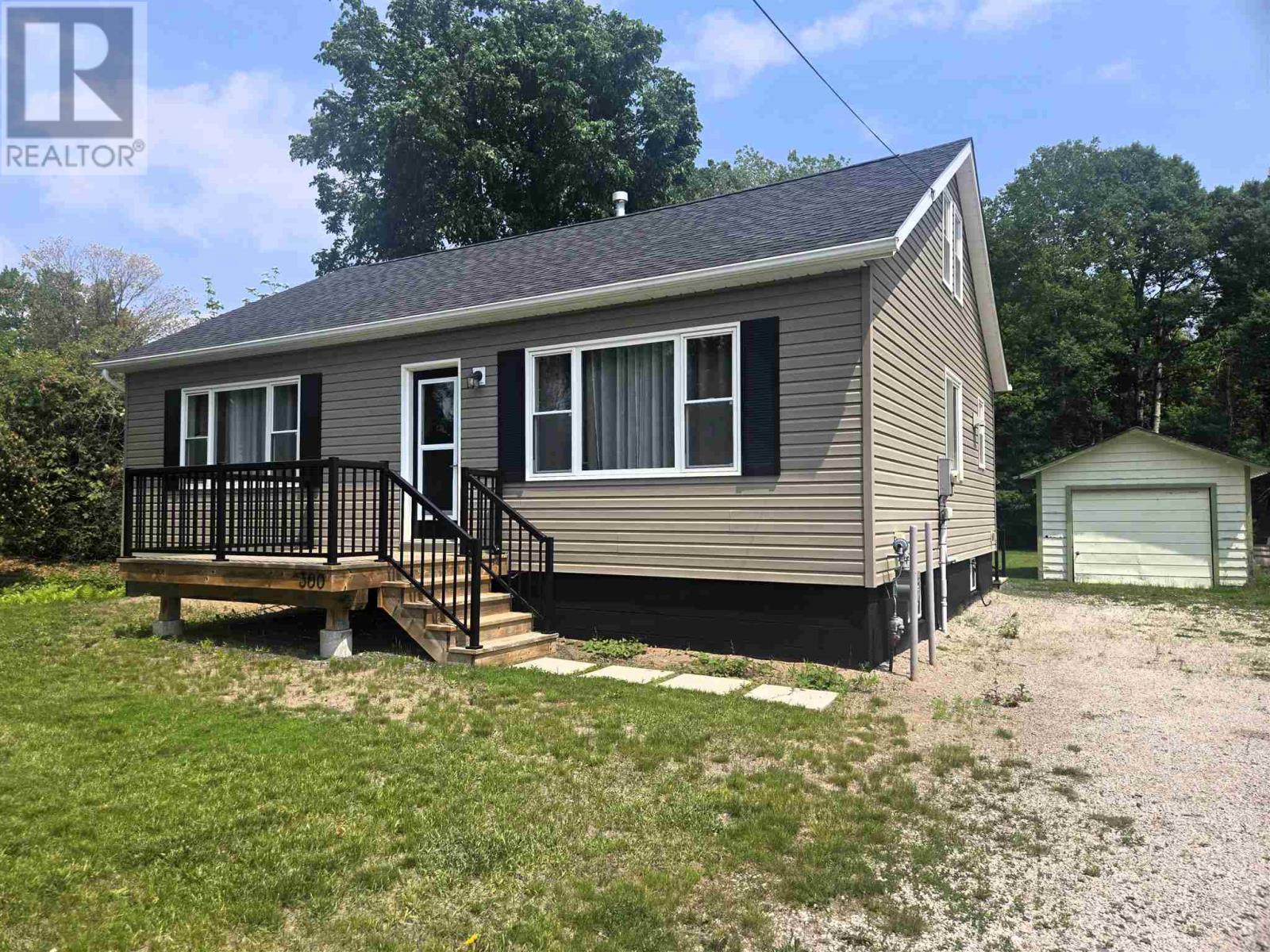 300 Woodward AVE, Blind River, Ontario