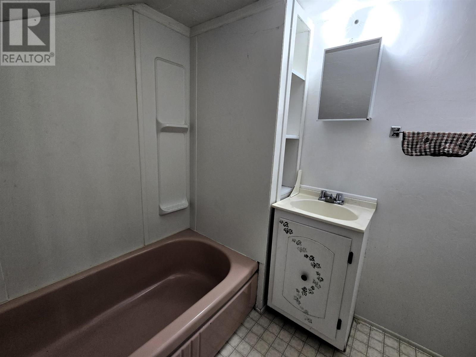 300 Woodward Ave, Blind River, Ontario  P0R 1B0 - Photo 19 - SM250734