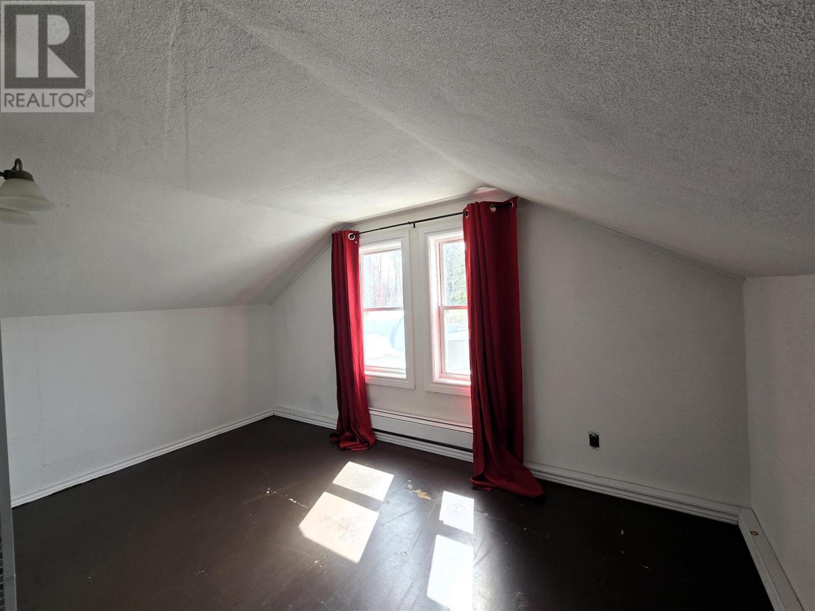 300 Woodward Ave, Blind River, Ontario  P0R 1B0 - Photo 16 - SM250734