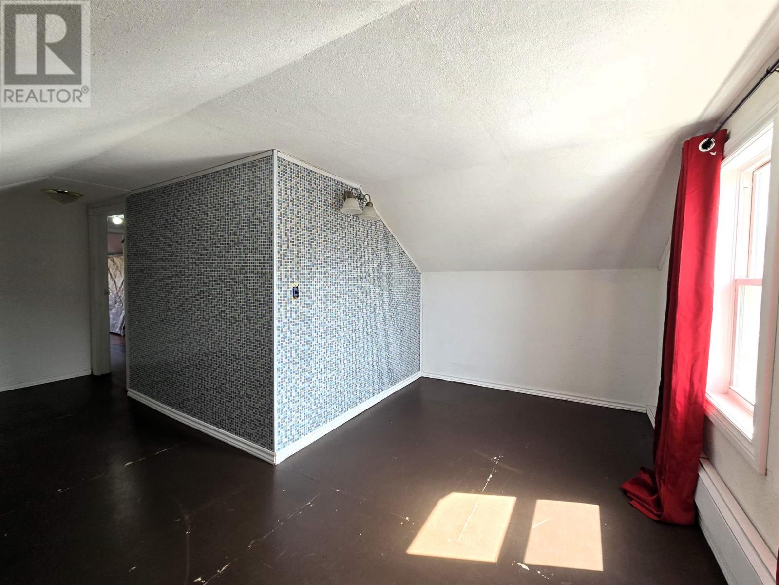 300 Woodward Ave, Blind River, Ontario  P0R 1B0 - Photo 17 - SM250734