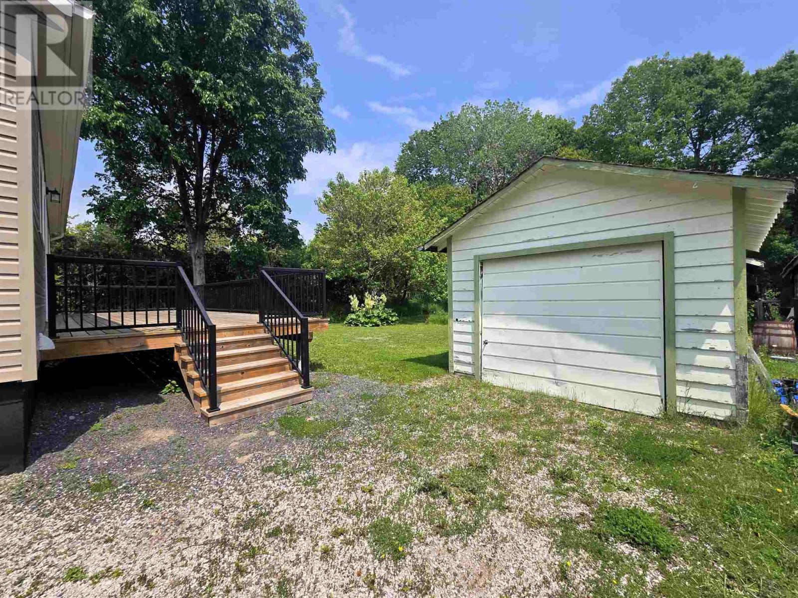 300 Woodward Ave, Blind River, Ontario  P0R 1B0 - Photo 26 - SM250734