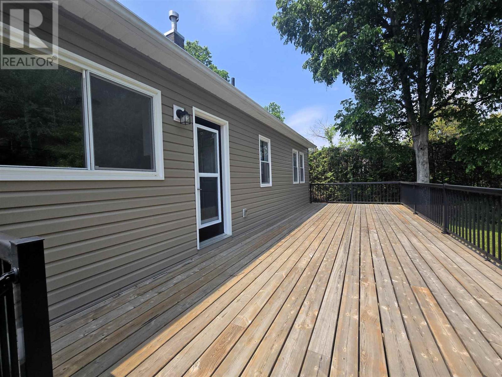 300 Woodward Ave, Blind River, Ontario  P0R 1B0 - Photo 28 - SM250734
