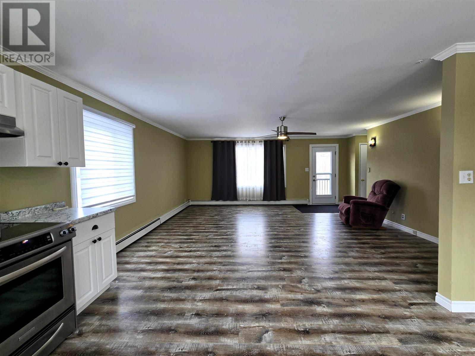 300 Woodward Ave, Blind River, Ontario  P0R 1B0 - Photo 7 - SM250734