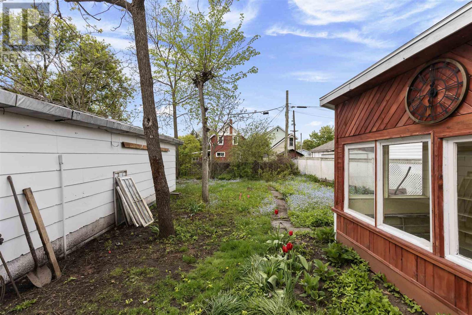 199 Spruce St, Sault Ste. Marie, Ontario  P6B 2H1 - Photo 34 - SM251306