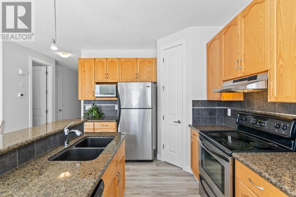 243 Rockyspring Grove Nw, Calgary, Alberta  T3G 5Z7 - Photo 14 - A2218235
