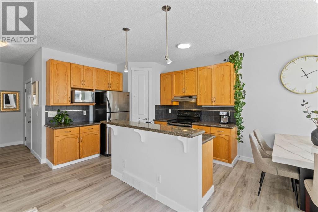 243 Rockyspring Grove Nw, Calgary, Alberta  T3G 5Z7 - Photo 12 - A2218235