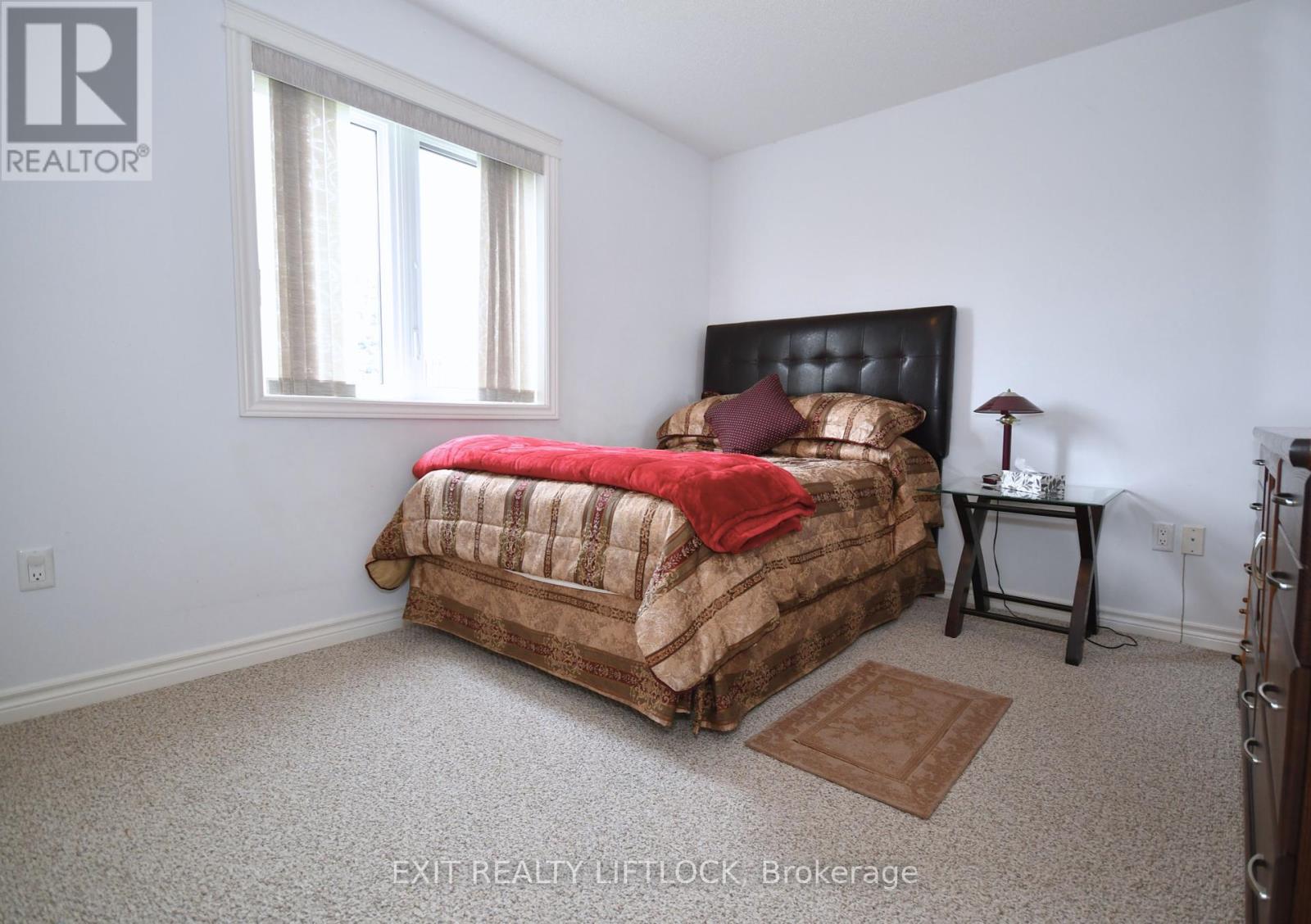 1724 Glenforest Boulevard, Peterborough West, Ontario  K9K 2P5 - Photo 11 - X12213625