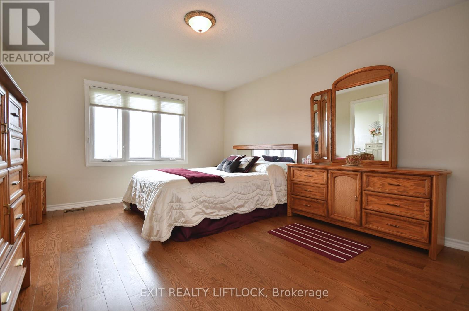 1724 Glenforest Boulevard, Peterborough West, Ontario  K9K 2P5 - Photo 12 - X12213625