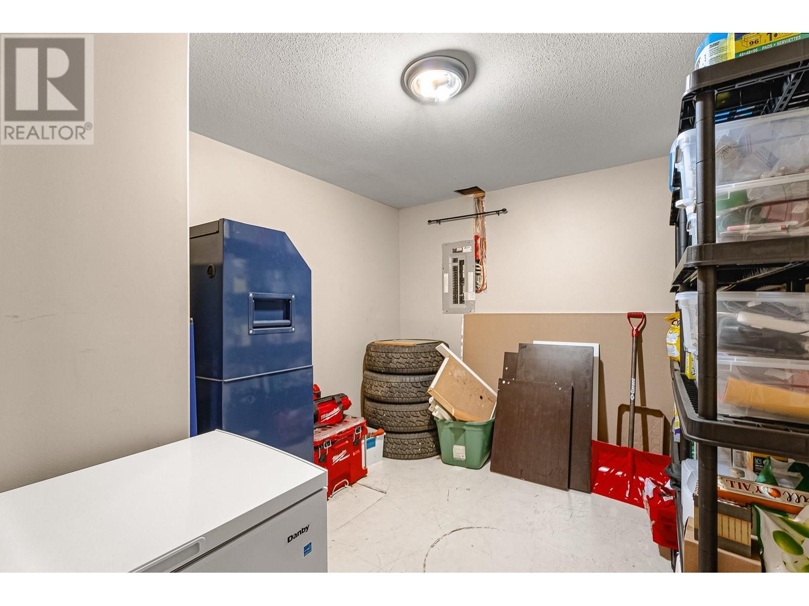 644 Cooper Place, Kamloops, British Columbia  V2B 8R7 - Photo 36 - 10350710