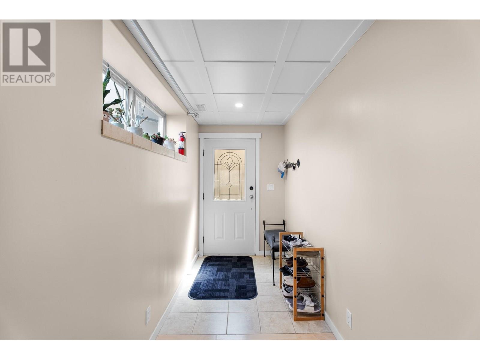 644 Cooper Place, Kamloops, British Columbia  V2B 8R7 - Photo 25 - 10350710