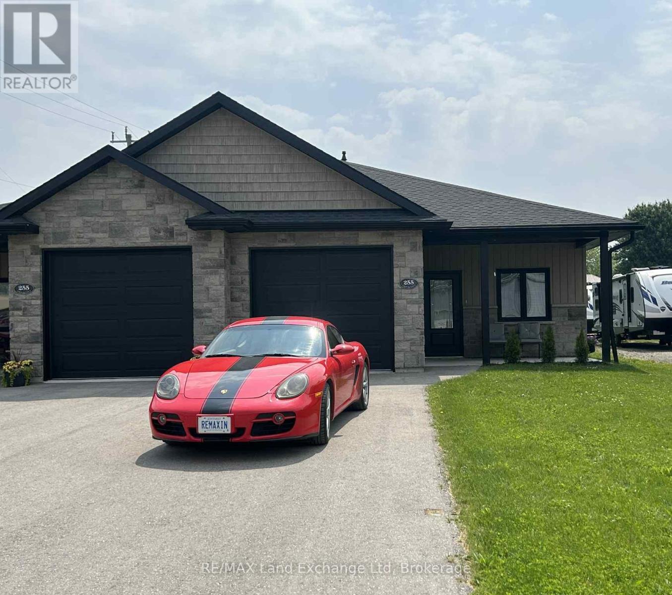 255 ALBERT STREET, Huron East, Ontario