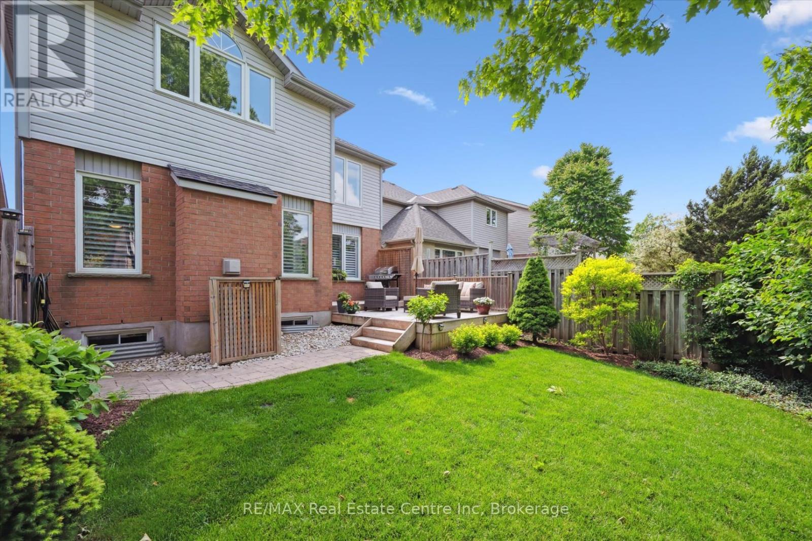 52 Camm Crescent, Guelph, Ontario  N1L 1K2 - Photo 20 - X12213743