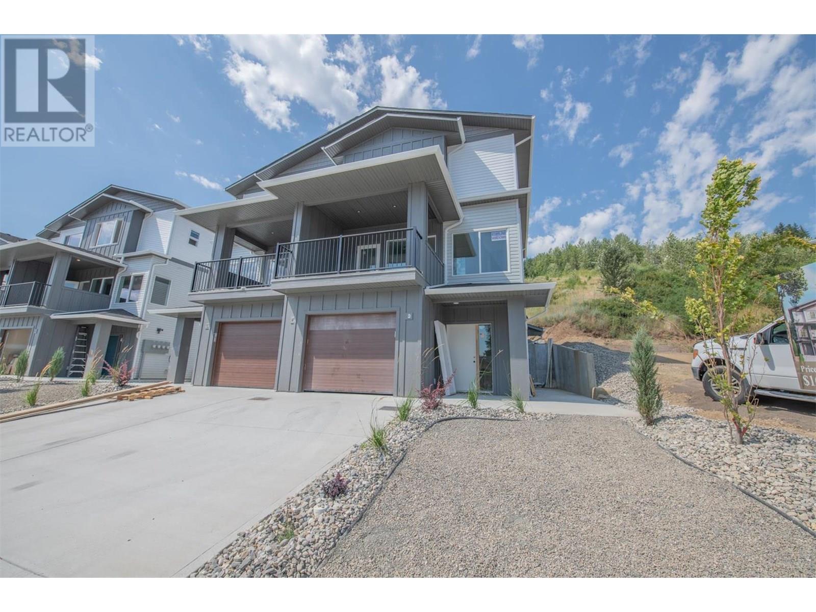 2092 Mountain View Avenue Unit# 120, Lumby, British Columbia  V0E 2G0 - Photo 1 - 10350934