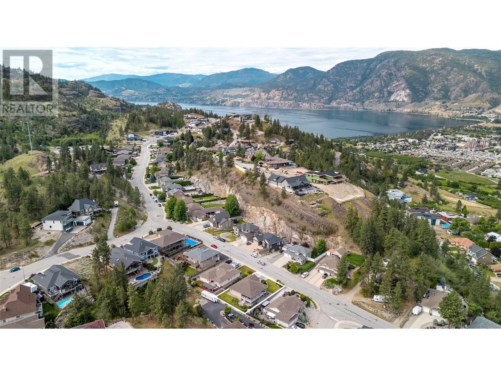 2956 Evergreen Drive, Penticton, British Columbia  V2A 9A8 - Photo 54 - 10351743