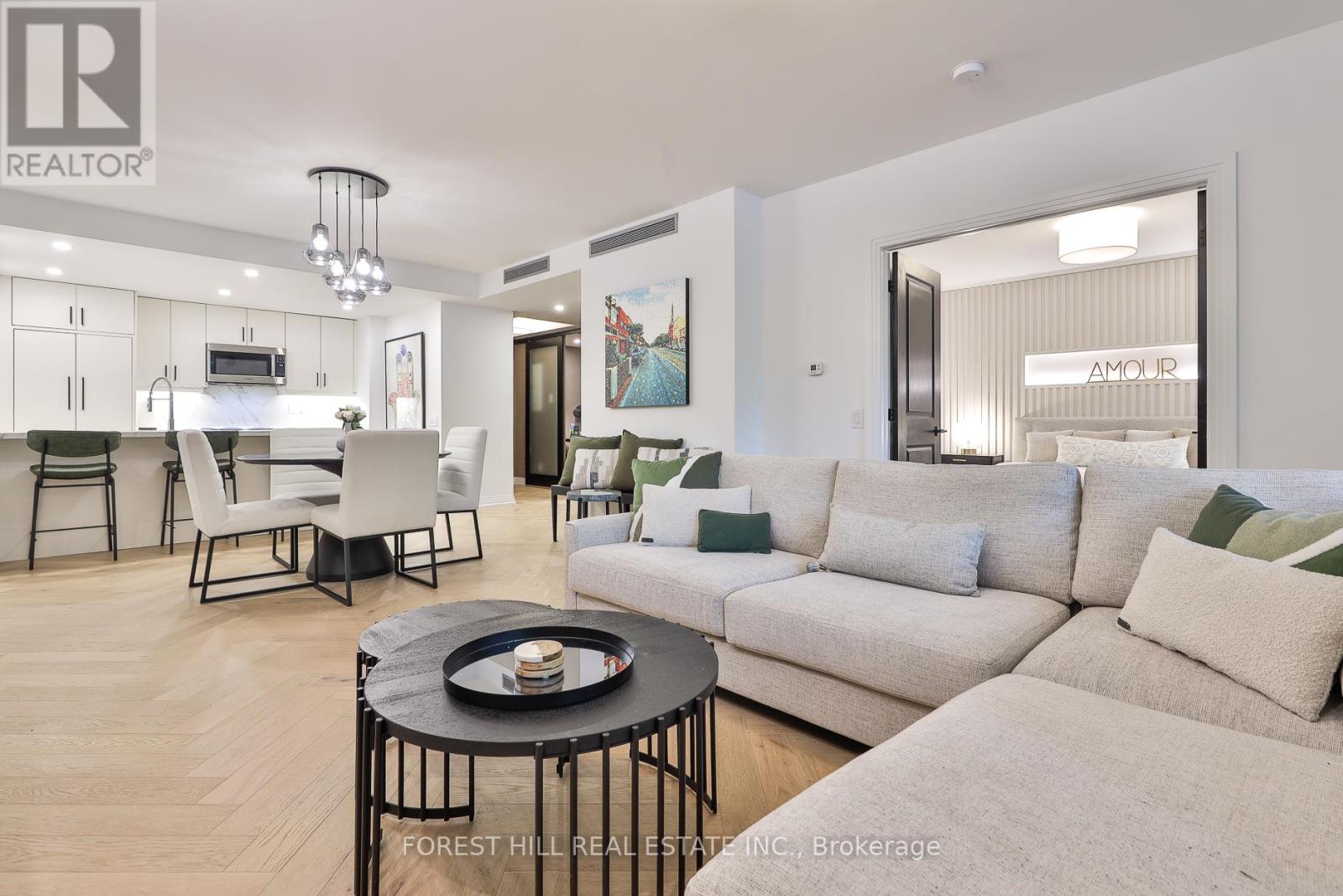 129 - 1 Benvenuto Place, Toronto, Ontario  M4V 2L1 - Photo 15 - C12213303