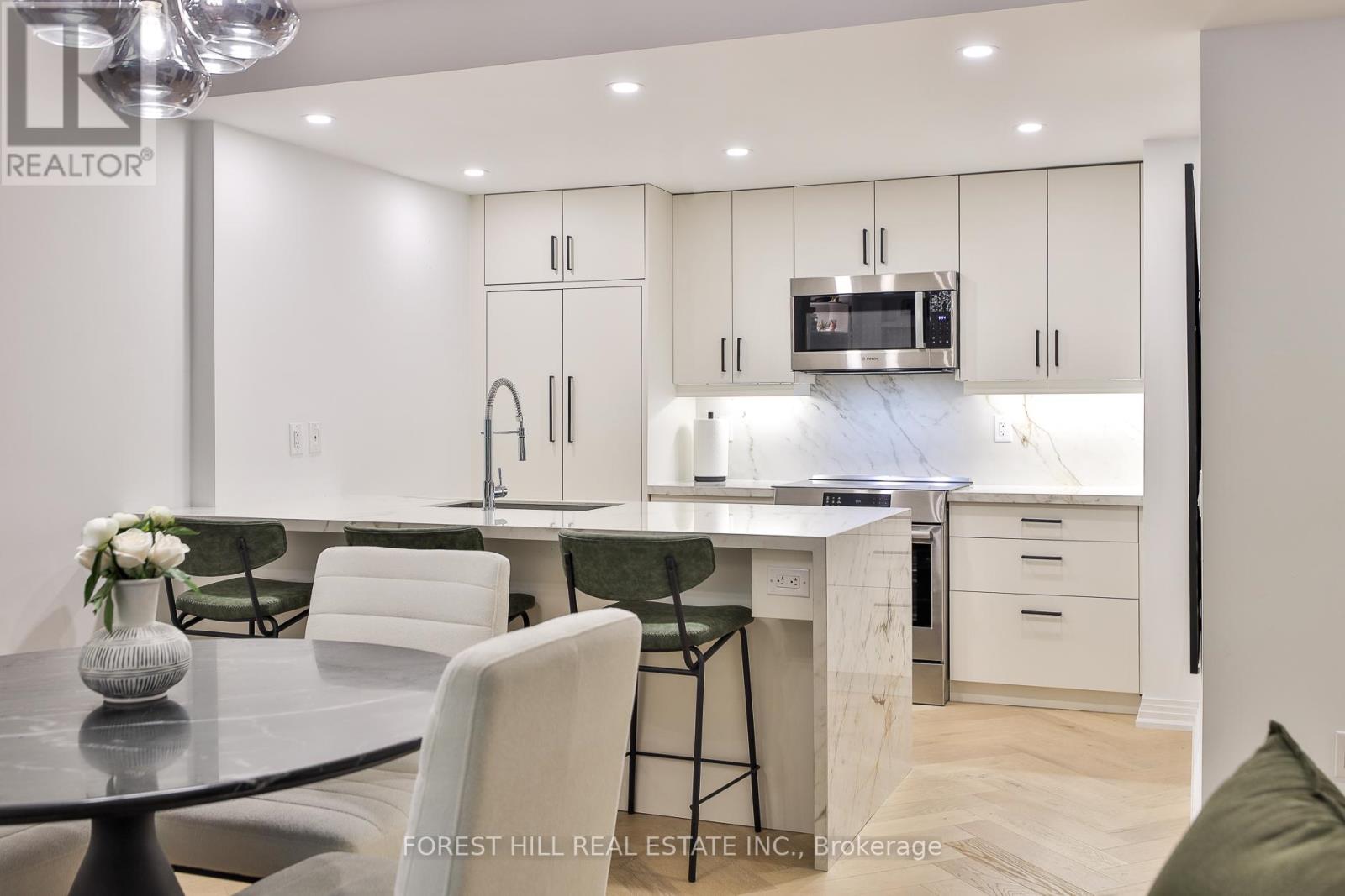 129 - 1 Benvenuto Place, Toronto, Ontario  M4V 2L1 - Photo 19 - C12213303
