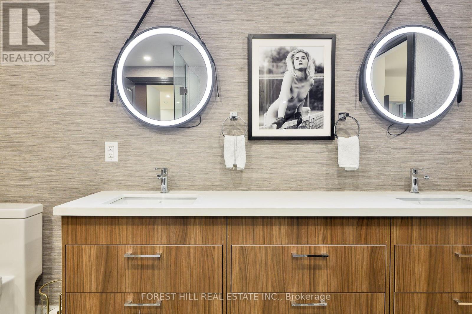 129 - 1 Benvenuto Place, Toronto, Ontario  M4V 2L1 - Photo 32 - C12213303