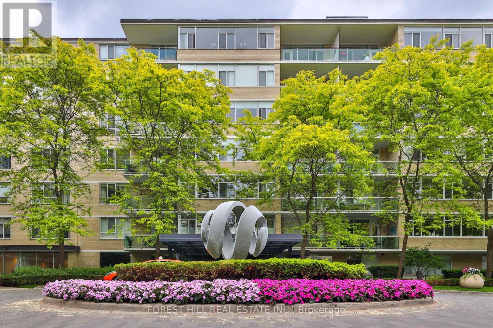 129 - 1 Benvenuto Place, Toronto, Ontario  M4V 2L1 - Photo 37 - C12213303