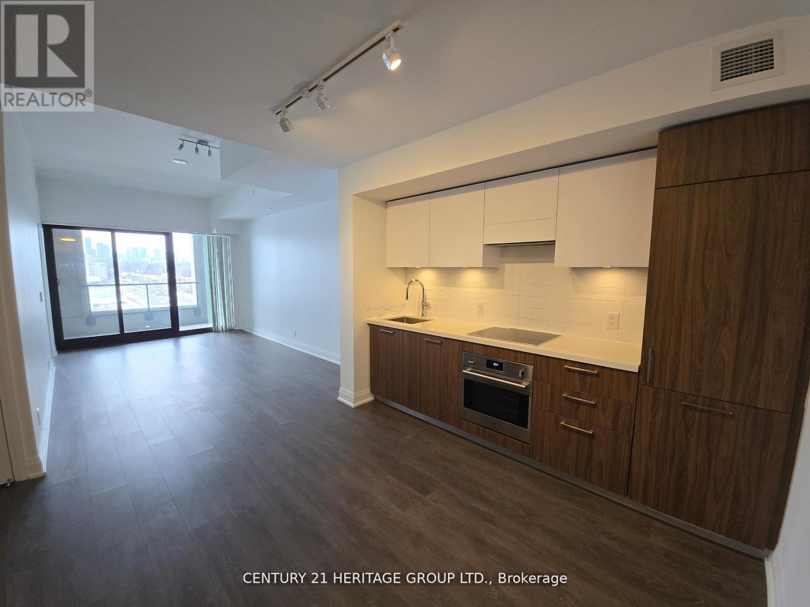619 - 33 Frederick Todd Way, Toronto, Ontario  M4G 0C9 - Photo 9 - C12213315