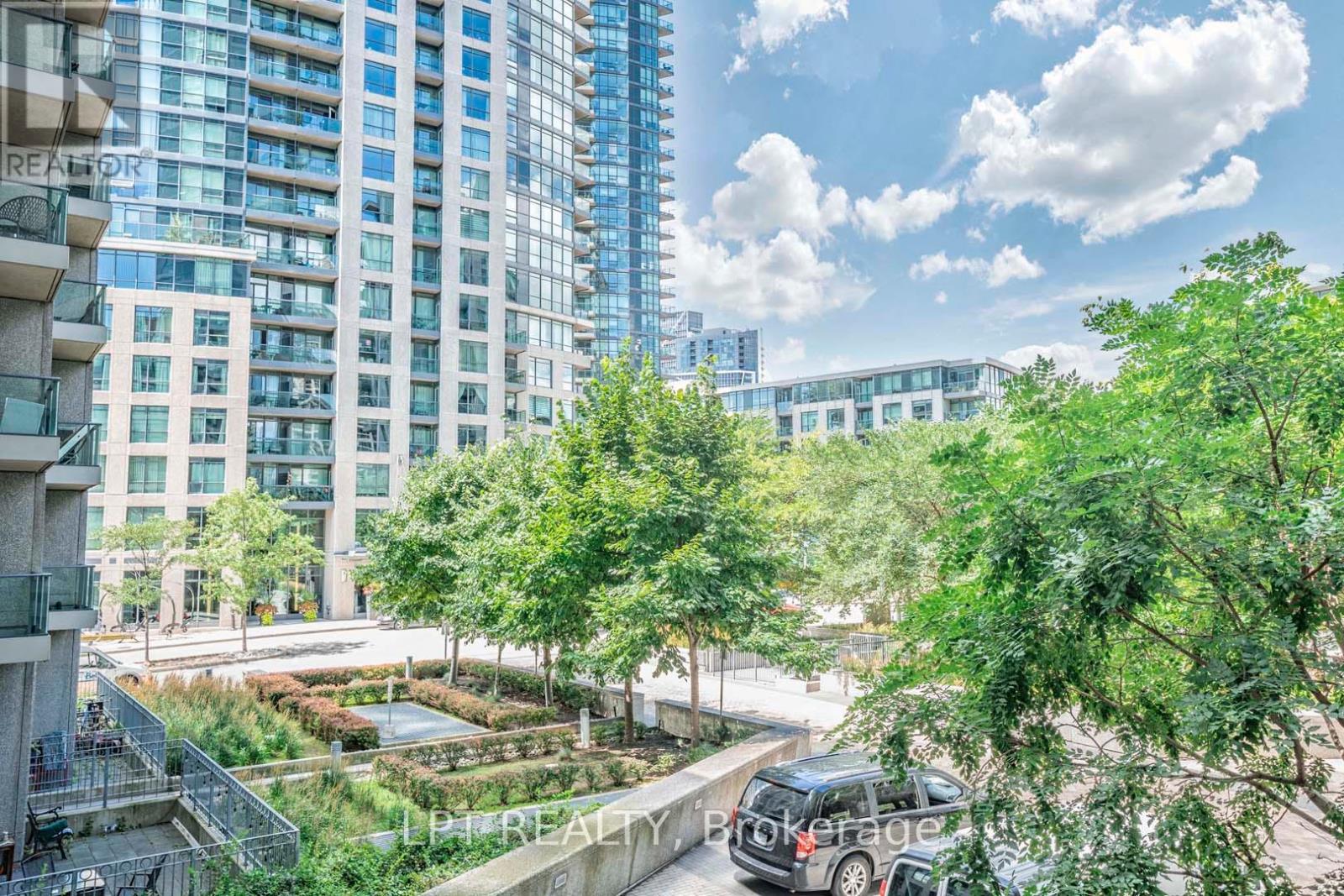 217 - 215 Fort York Boulevard, Toronto, Ontario  M5V 4A2 - Photo 25 - C12213347