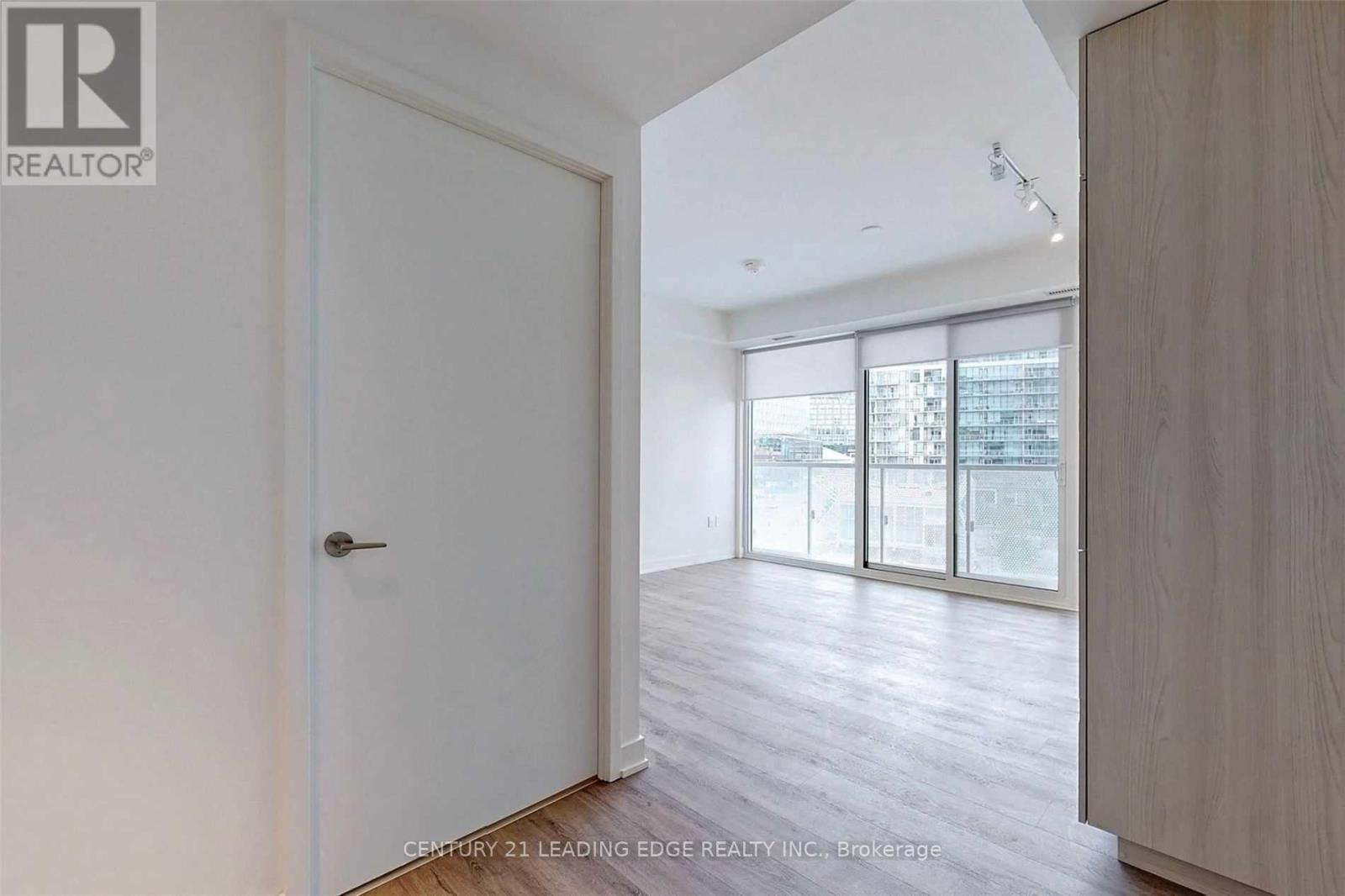 423 - 15 Queens Quay E, Toronto, Ontario  M5E 0C5 - Photo 13 - C12213352
