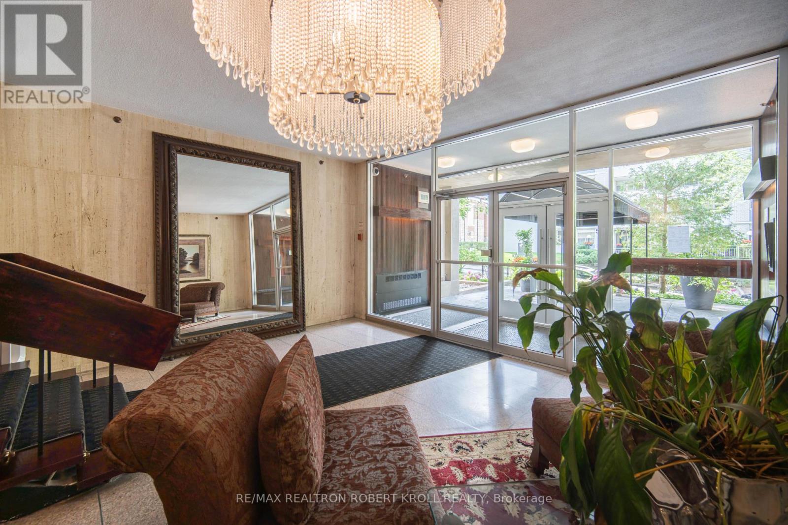 506 - 60 Montclair Avenue, Toronto, Ontario  M5P 1P7 - Photo 7 - C12213355