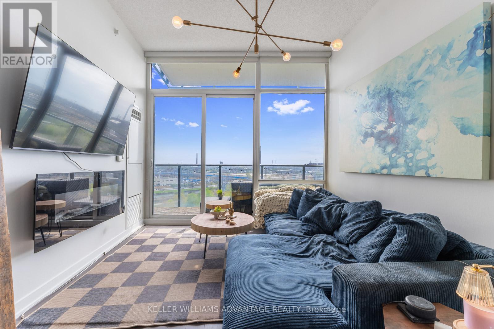 N1009 - 120 Bayview Avenue, Toronto, Ontario  M5A 3R7 - Photo 14 - C12213372