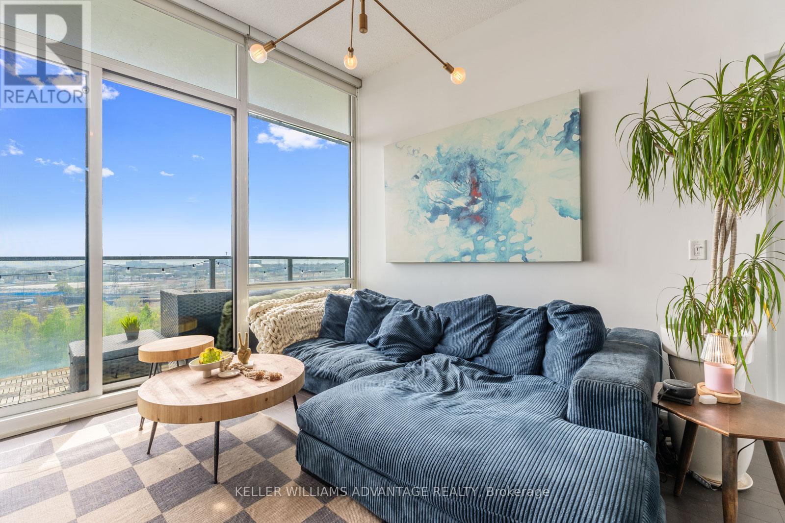 N1009 - 120 Bayview Avenue, Toronto, Ontario  M5A 3R7 - Photo 17 - C12213372